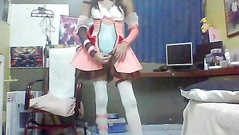 Milf with a nice figure in sexy lingerie and stockings