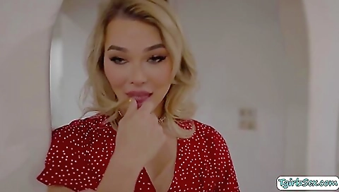 Big ass blonde teen rides a hard dick in an alleyway