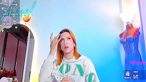 Apfel fairy and her lover seduced into sex with a toy