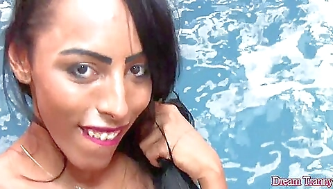 Big tits brunette adrielhy bronson is naked in the bedroom